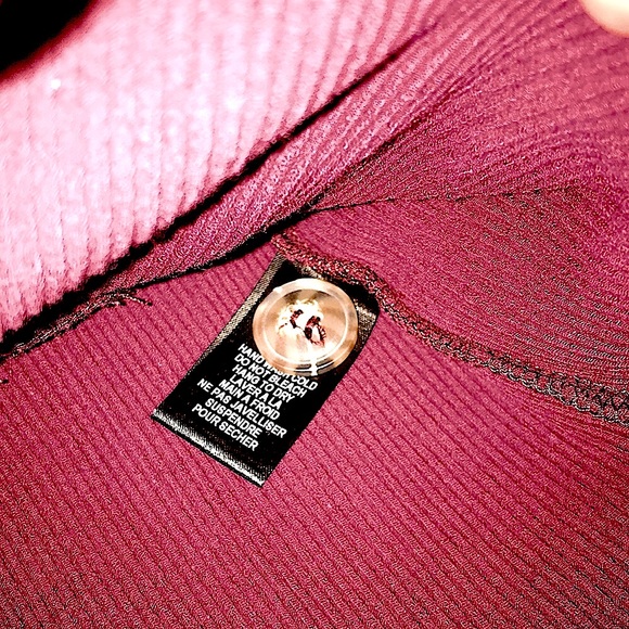 (NWOT) LuLus Lilith Burgundy Off-the-Shoulder V-Neck Long Sleeve Ribbed Bodysuit - Picture 10 of 10